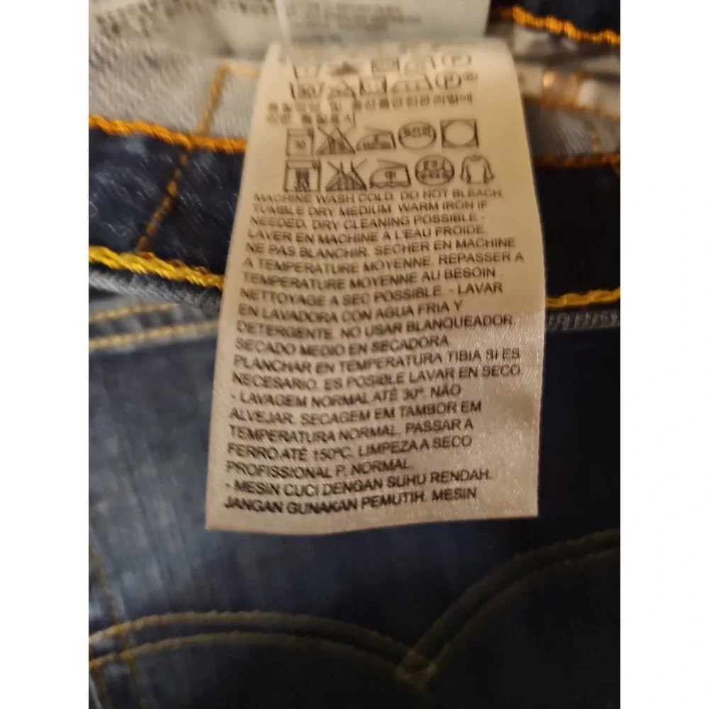 Levis product pair